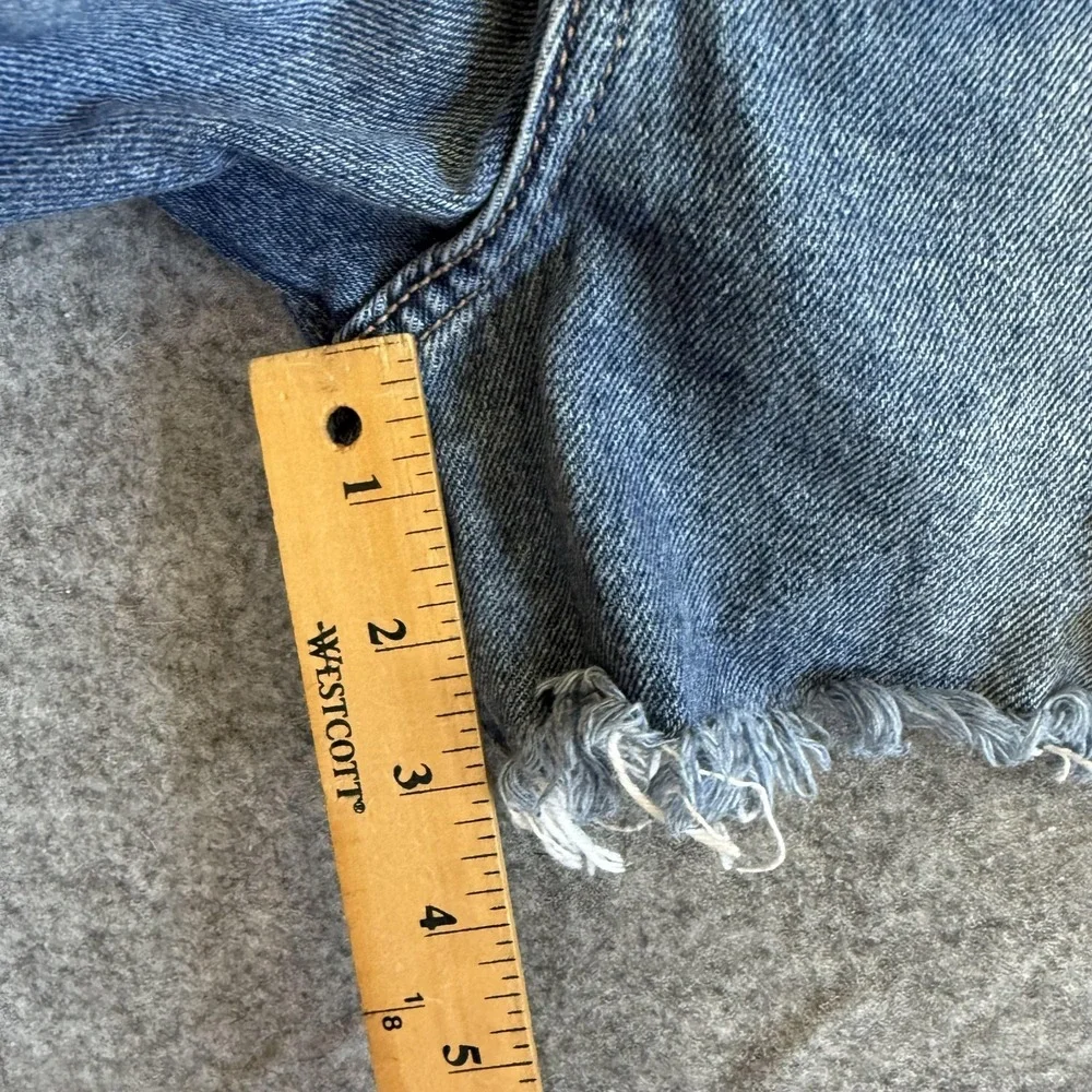 Hollister Shorts Womens 13 W31‎ Ultra High-Rise Vintage Relaxed Distressed Denim